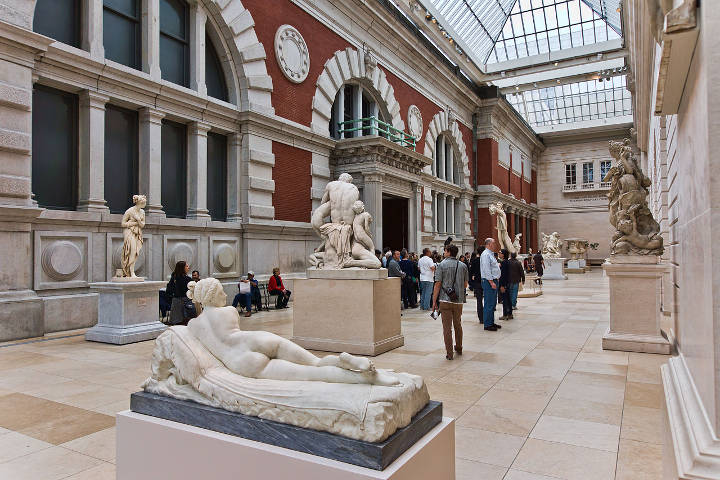 Sehenswürdigkeiten in der USA - Metropolitan Museum European Sculpture Court. Sehenswürdigkeiten in der USA - Metropolitan Museum European Sculpture Court