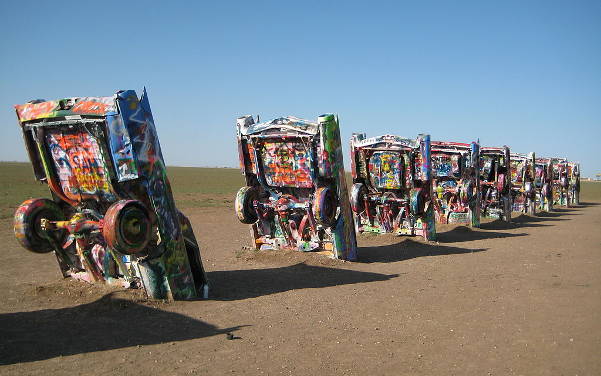 Cadillac Ranch - Ein Highlight entlang der Route 66 - Sehenswürdigkeiten USA Cadillac Ranch - Ein Highlight entlang der Route 66 - Sehenswürdigkeiten USA
